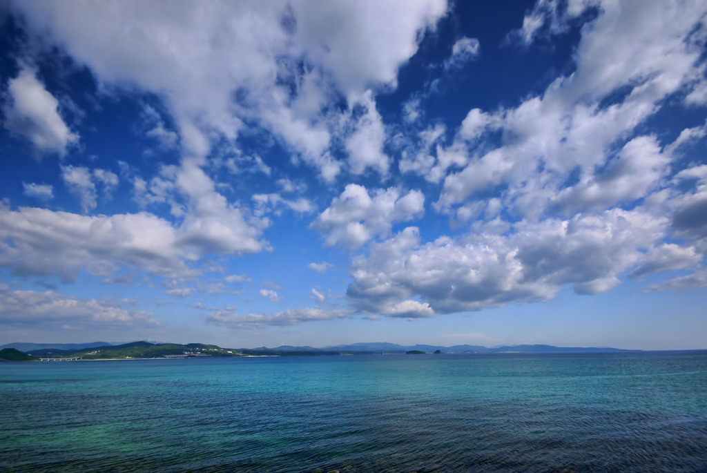 島の夏空