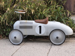 F1