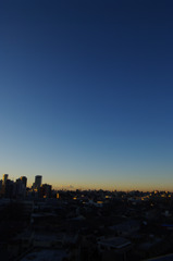 初日