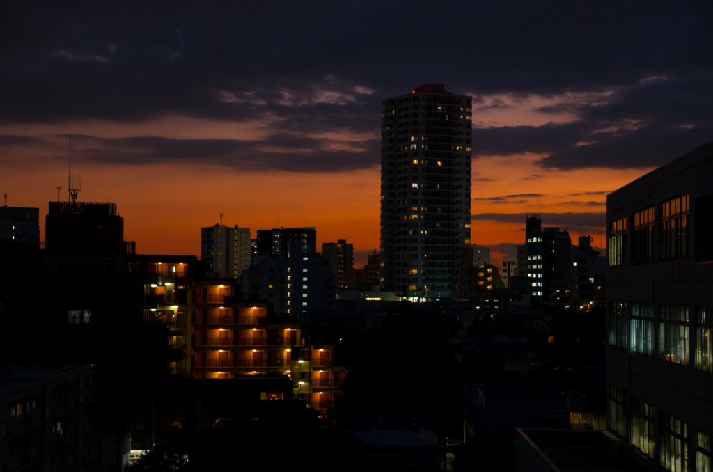 2016年11月04日