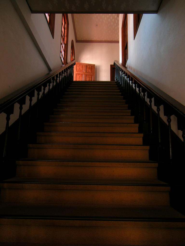 明治の階段