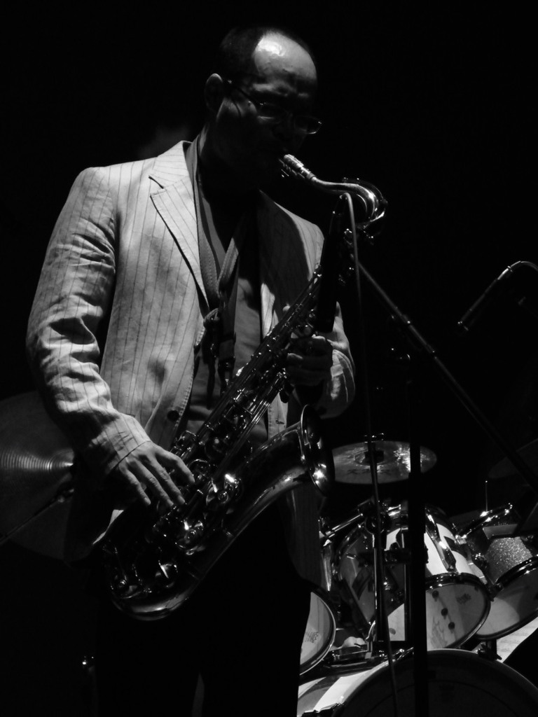 サキソフォーン奏者