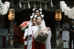 春告げる初午大祭の白狐