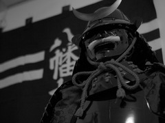 軍神（モノクロ）