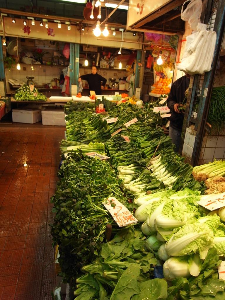 香港の食材市場ビル（野菜のフロア）