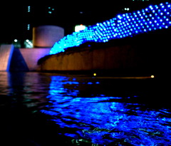 水面のイルミネーション