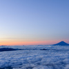 雲海に富士
