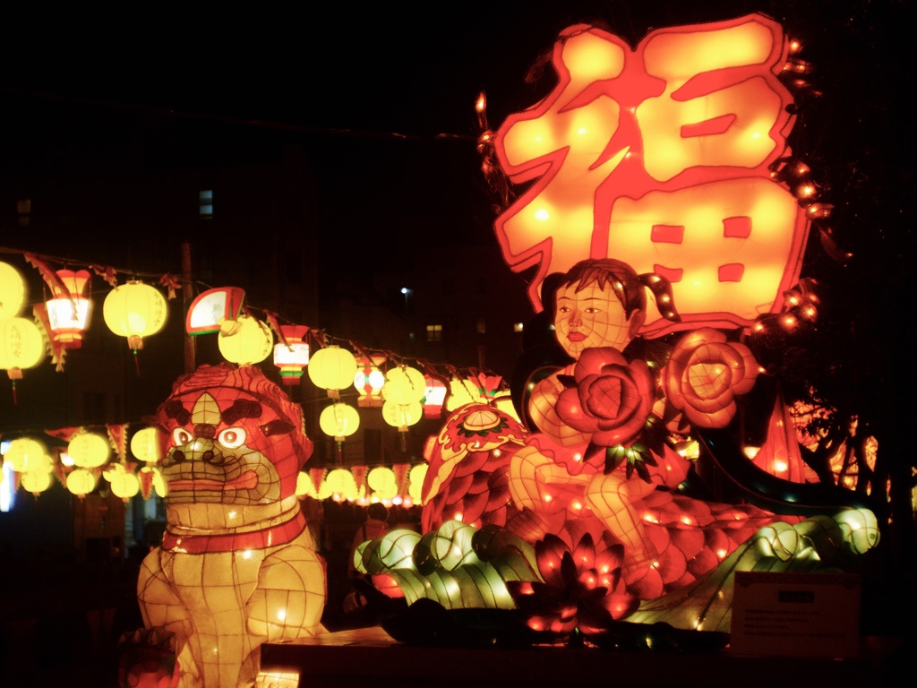 夜の祭り　４