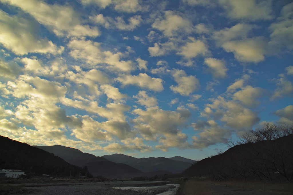 野根の秋空