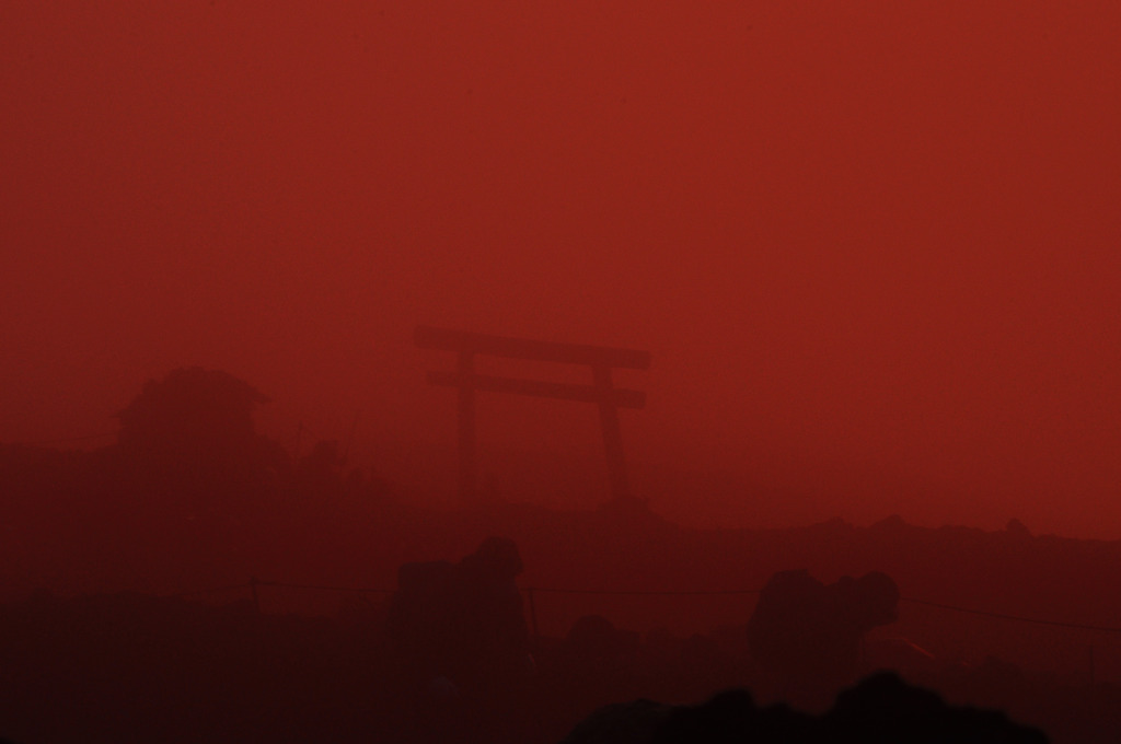 魔界からの使者