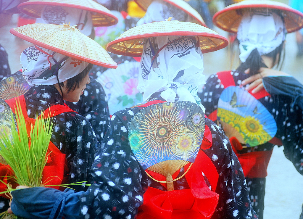 田植え・御田祭