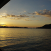 鳥羽湾夕景①・・・船縁から。