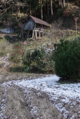 里の冬景色・残り雪③