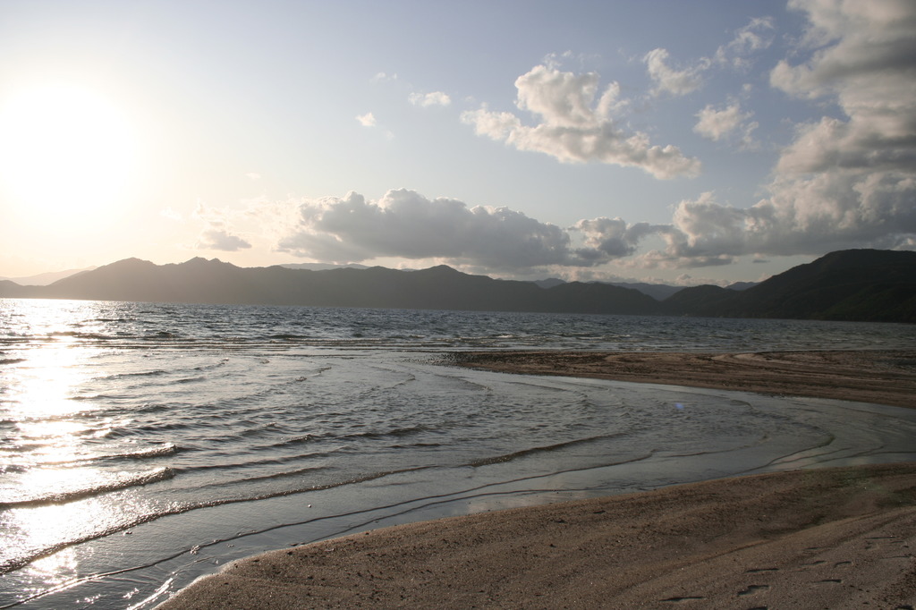 秋の田沢湖