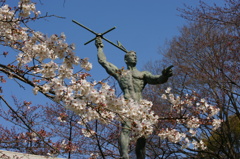 桜と像