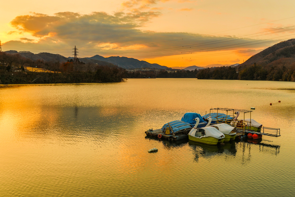 津久井湖の夕暮れ