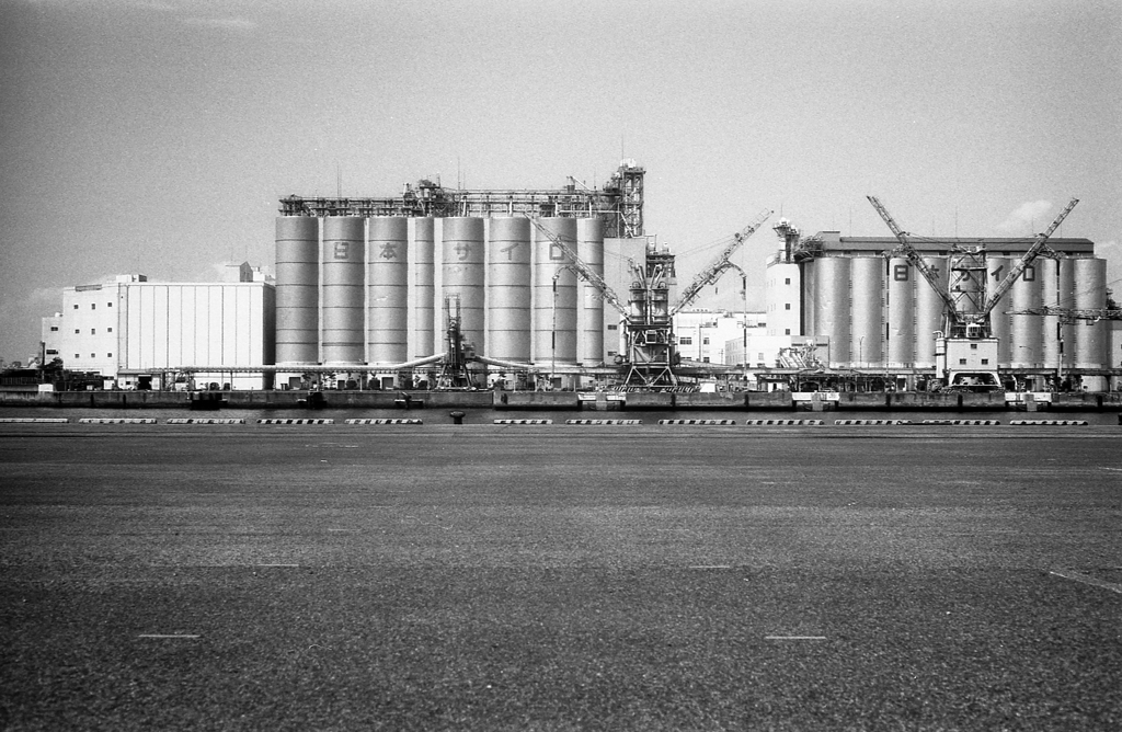 silos