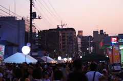 集う