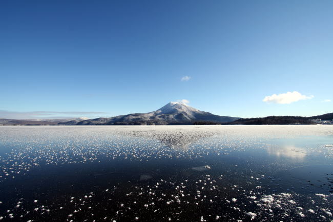 結氷した阿寒湖