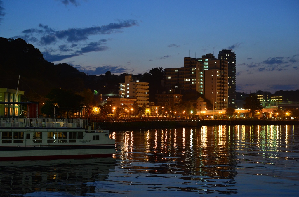 横須賀港・夜景