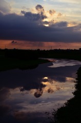 雨上がりの夕暮れ