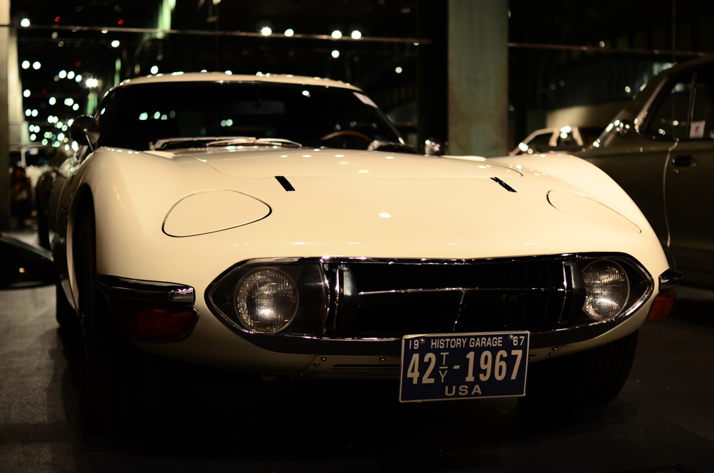 TOYOTA 2000GT