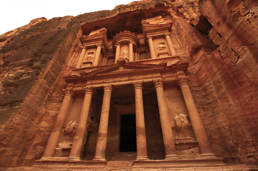 EL KHAZNEH