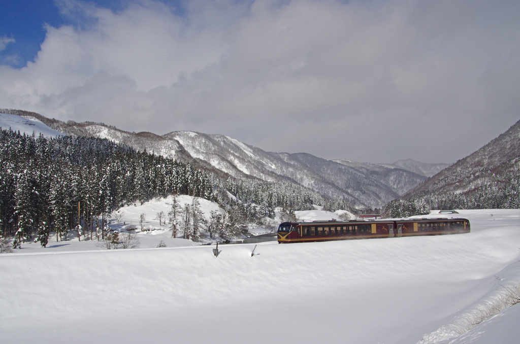 ﾘｿﾞｰﾄみのり号雪景色
