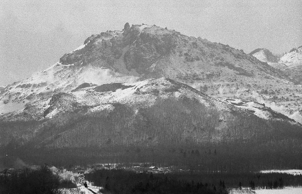 硫黄山遠景