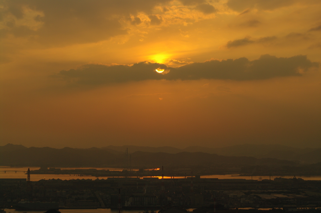 瀬戸内の夕暮れ