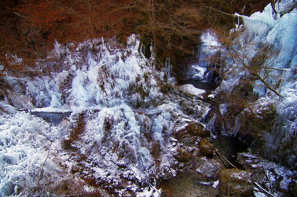 尾ノ内渓谷の氷柱（部分）　資料