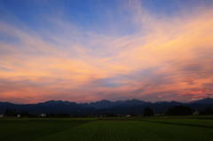 夕焼け－－東の空