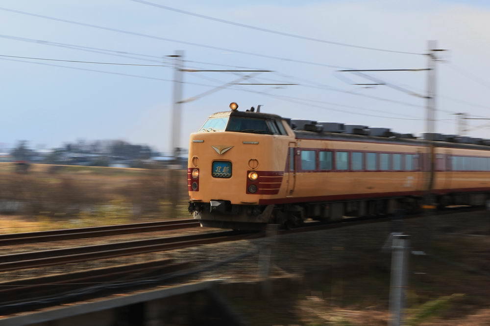 去りゆく列車　『北越』