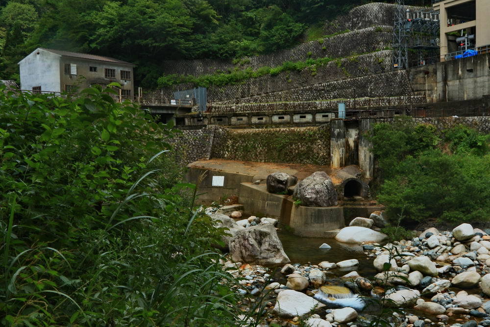 無人の山荘
