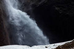 称名滝　最下部滝つぼ