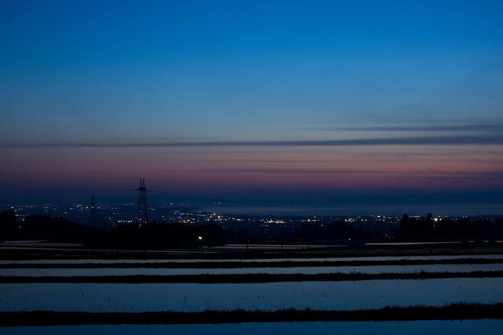 灯りのともる頃