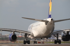 SKYMARK TAKEOFF