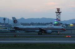 日没後の福岡空港１