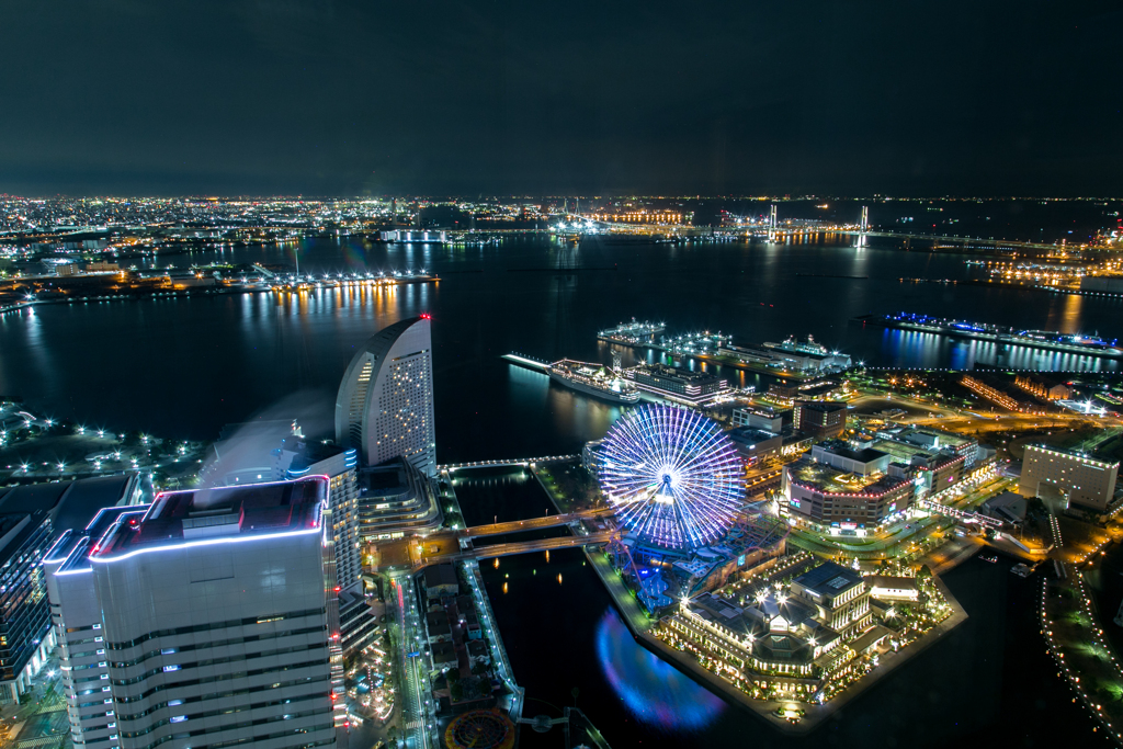 ランドマークタワーより