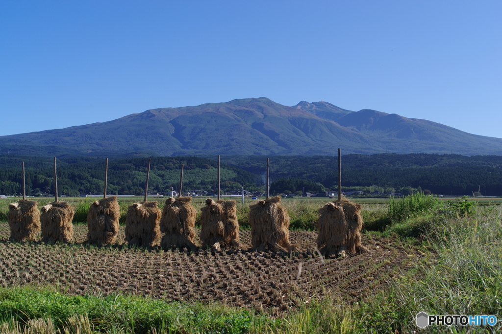 秋晴れの鳥海山