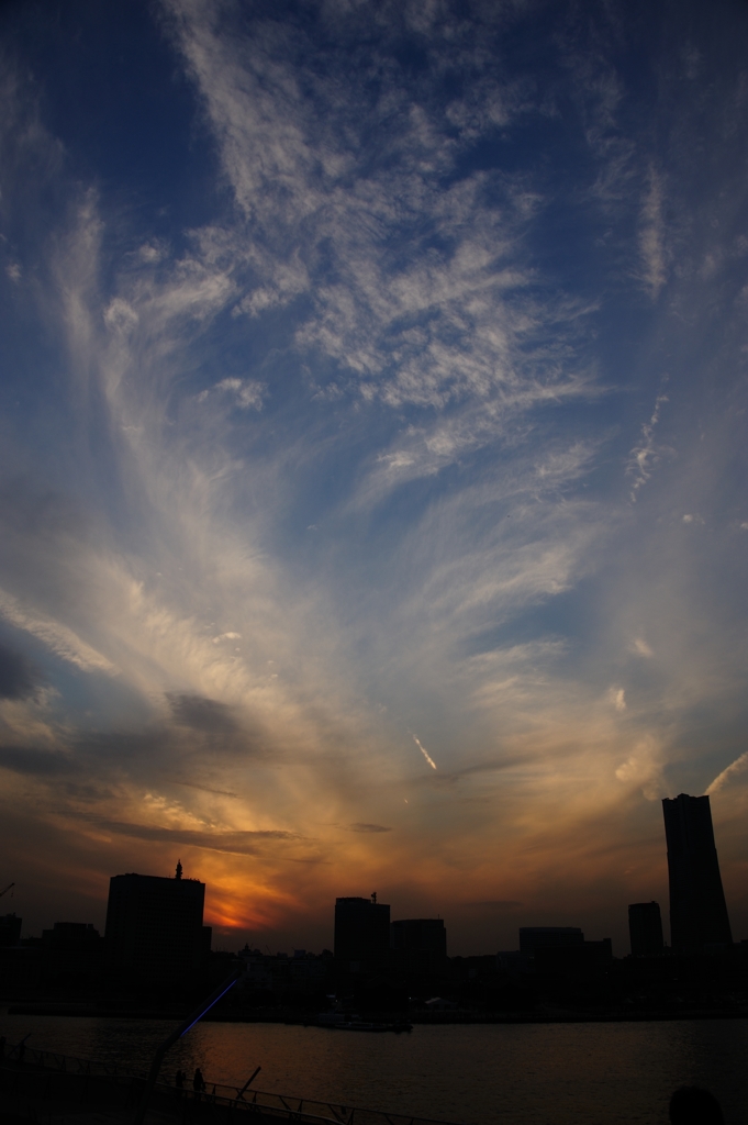 流れゆく染まりゆく空