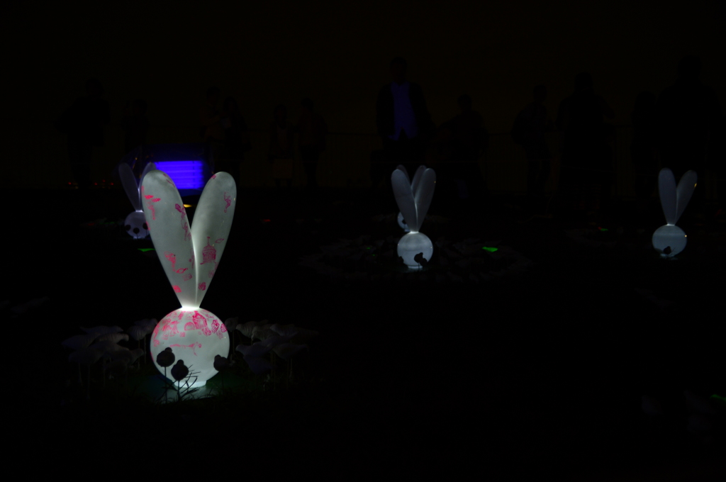 rabbit balloon