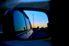夕日を背に