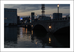定番　萬代橋