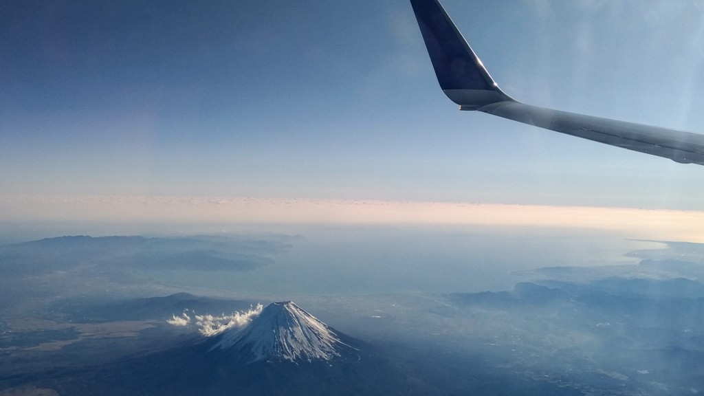 僕は空でホワイトでちょっとブルー