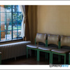 Waiting　chairs