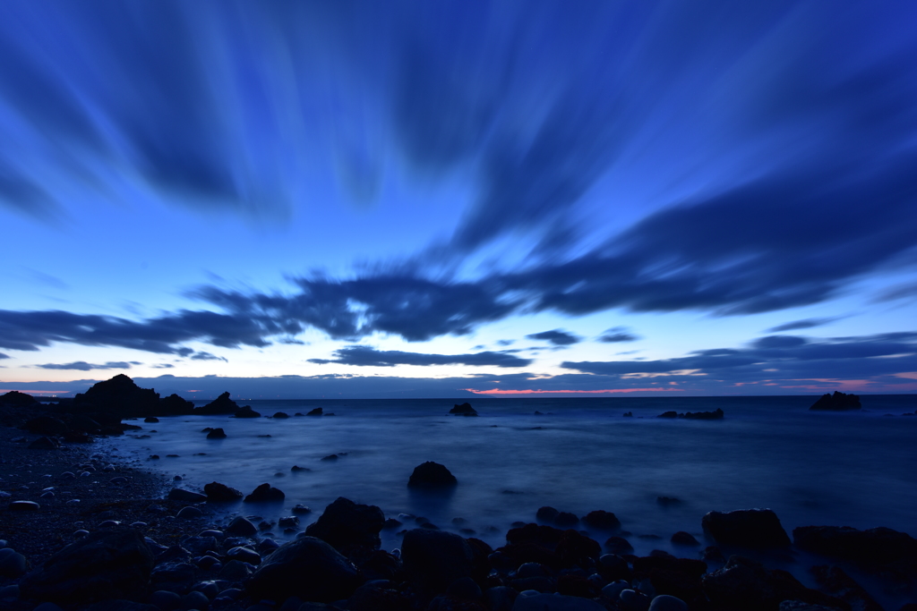 Dramatic sea