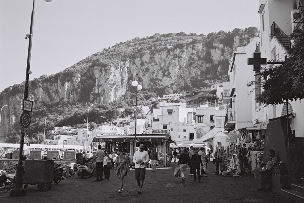 Capri-3