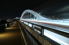 夜風を受ける