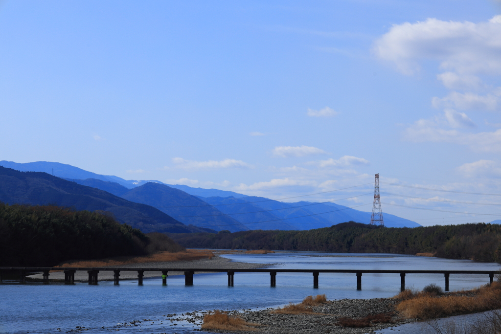 山間の風景・・・